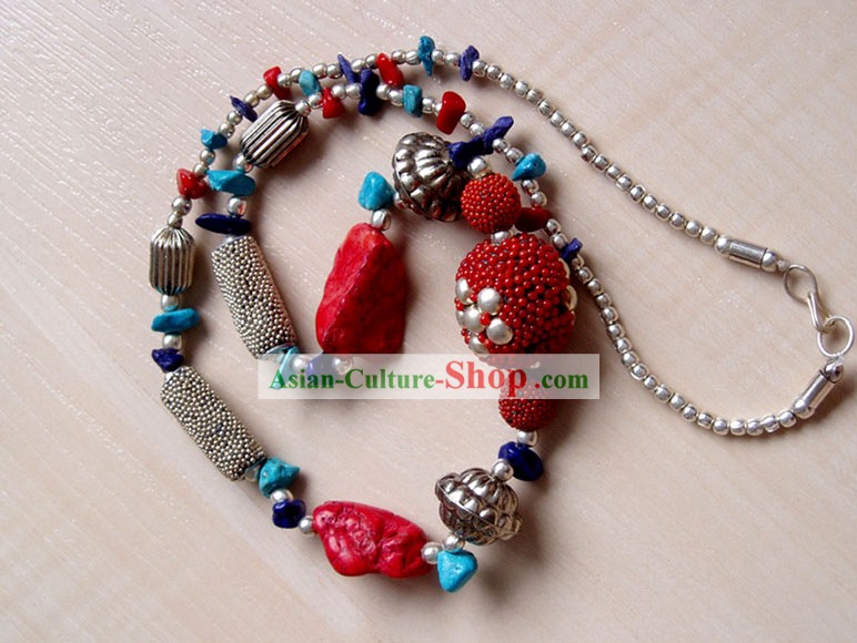 Tibet Stunng Turquoise Necklace