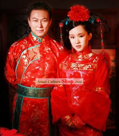 Traditional Chinese Wedding Dress for Bride and Bridegroom
