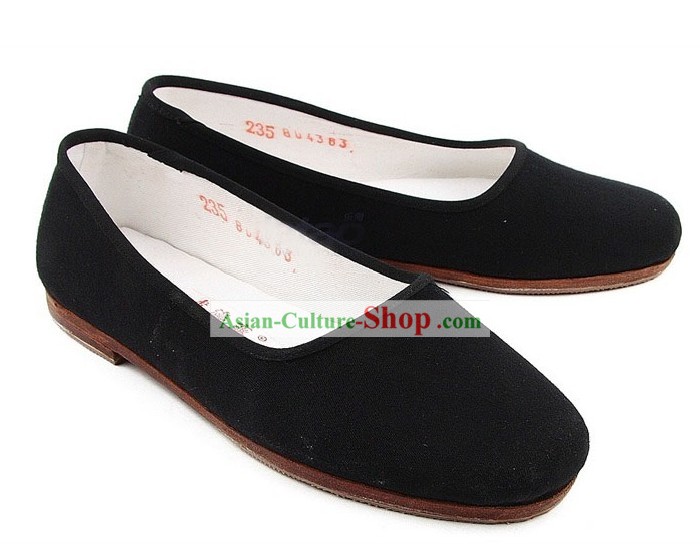 Chinese Classic Handmade Bu Ying Zhai Black Cloth Shoes for Women