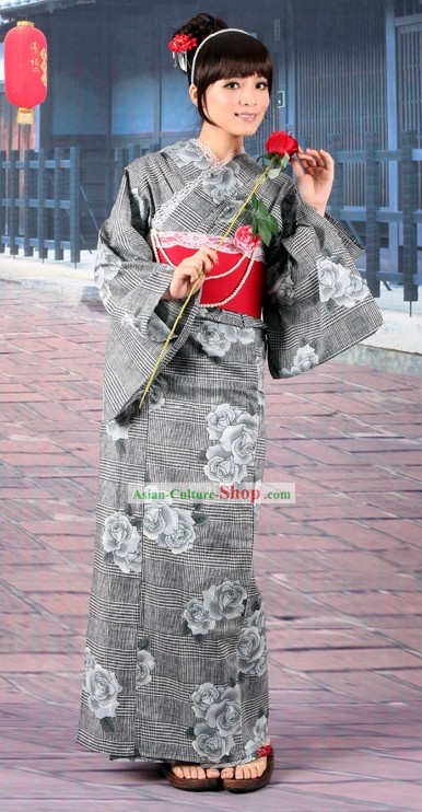 Traditional Japanese Yutaka Kimono Obi and Geta Sandal Complete Set for Women