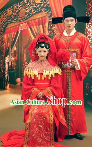 Ancient Chinese Red Wedding Dresses for Brides and Bridegrooms