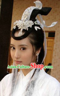 Ancient Chinese Beauty Swordswoman Costumes and Bamboo Hat