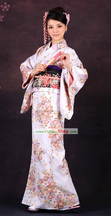 Traditional Japanese Formal Female Kimono 16 Pieces Set