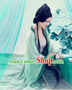 Ancient Chinese Tea Ceremony Beauty Green Costume