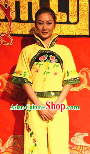 Chinese Stage Performance Yangge Dance Costume and Headwear for Women