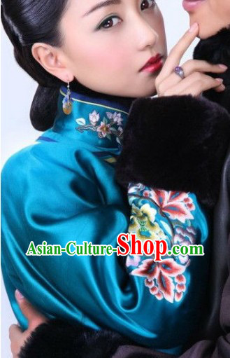 Qing Dynasty Imperial Palace Empress Outfit for Women