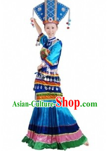 Traditional Chinese Zhuang Tribe Clothes and Headdress for Women