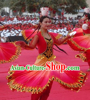 Traditional Chinese Xinjiang Garment and Hat for Women