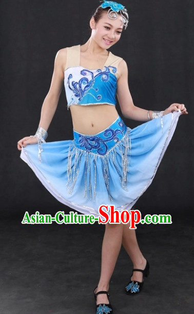 Modern Folk Dance Costumes and Headwear Complete Set for Women