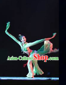 Traditional Shui Xiu Sleeves Dance Skirt