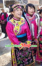 Traditional Chinese Qiang Ethnic Dancing Costumes and Hat Complete Set