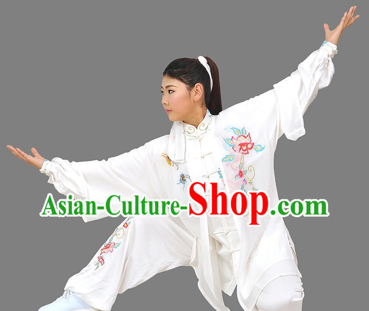 Tradtiional White Tai Chi Chuan Competition Suit