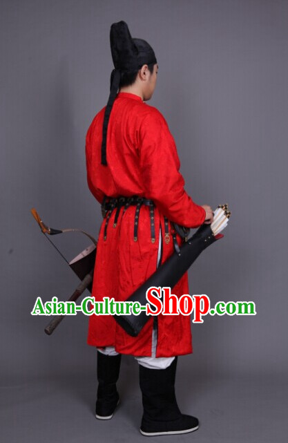 Tang Dynasty Red Long Robe and Hat for Men