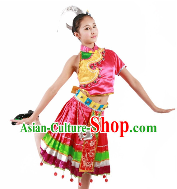 Custom Made Chinese Ethnic Team Dance Costumes for Teenagers