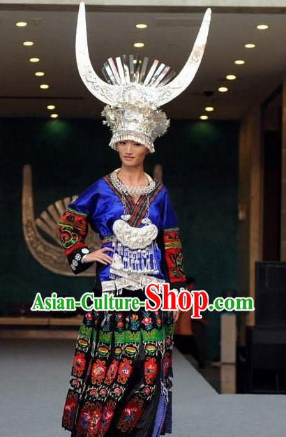 Oriental Clothing Chinese Traditional Miao Tribe Ethnic Clothing in China for Men