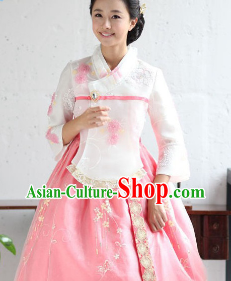 Korean Female National Costumes Traditional Costumes Korean Fashion Style