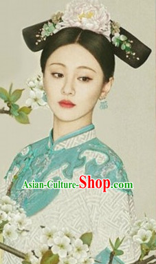 Qing Dynasty Female Wigs and Hair Jewelry Set