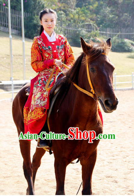 Chinese Ming Dynasty Red Clothing Outfits
