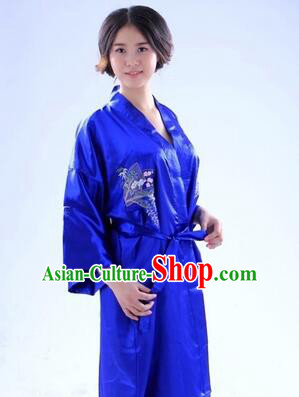 Kimono Japanese Traditional Clothes Stage Show Wafuku Aristolochia ringens Tomesode Blue