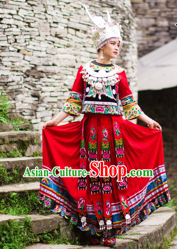 Traditional Chinese Miao Nationality Dancing Costume Accessories Necklace, Hmong Female Folk Dance Ethnic Pleated Skirt and Headwear, Chinese Minority Nationality Embroidery Costume and Hat for Women