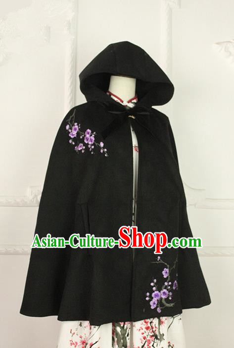 Traditional Classic Chinese Elegant Women Costume Hanfu Woolen Cloak, Restoring Ancient Embroider Plum Blossom Cape for Women