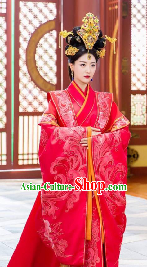 Traditional Chinese Acient Southern Liang Dynasty Imperial Empress Embroidered Wedding Costume and Handmade Headpiece Complete Set