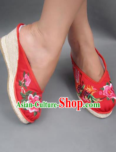Traditional Chinese National Red Wedding Wedge Heel Shoes Embroidered Shoes, China Handmade Shoes Hanfu Embroidery Peony Shoes for Women