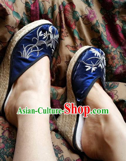 Traditional Chinese National Blue Wedge Heel Shoes Embroidered Shoes, China Handmade Shoes Hanfu Embroidery Orchid Shoes for Women