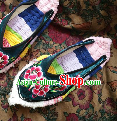 Traditional Chinese National Embroidered Shoes Handmade Green Satin Slippers, China Hanfu Embroidery Flowers Shoes for Women