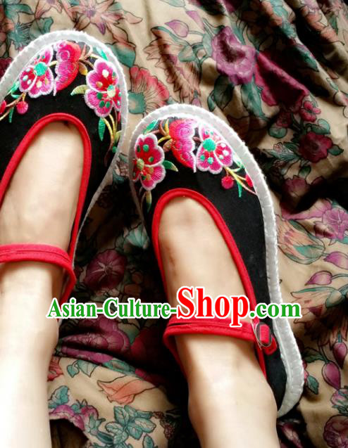 Traditional Chinese National Embroidered Shoes Handmade Black Cloth Shoes, China Hanfu Embroidery Flowers Shoes for Women