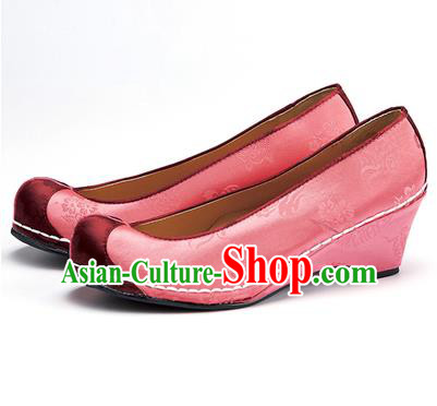 Traditional Korean National Wedding Embroidered Shoes, Asian Korean Hanbok Bride Embroidery Pink Satin Shoes for Women