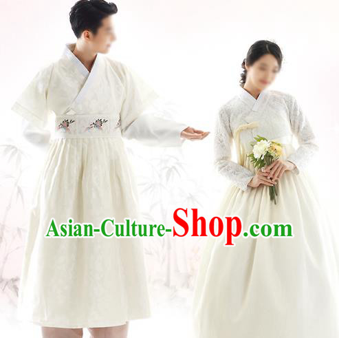 Korean National Handmade Formal Occasions Wedding Bride and Bridegroom Hanbok Embroidered White Costume Complete Set