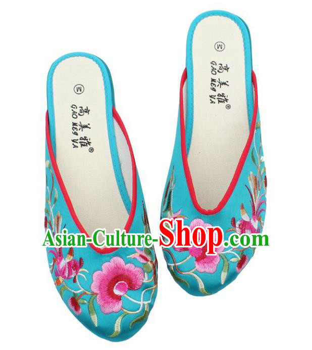 Traditional Chinese National Blue Satin Embroidered Shoes, China Handmade Embroidery Peony Hanfu Slippers for Women