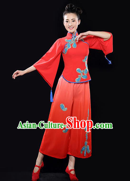 Traditional Chinese Classical Yangge Dance Red Uniforms Embroidered Costume, China Yangko Dance Dress Clothing for Women