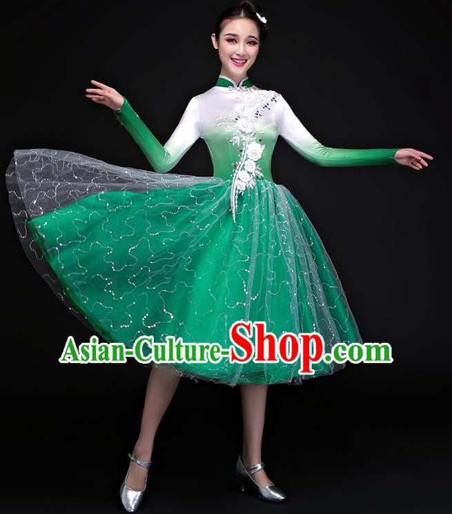 Traditional Chinese Modern Dance Costume, Opening Dance Chorus Singing Group Green Bubble Dress Clothing for Women
