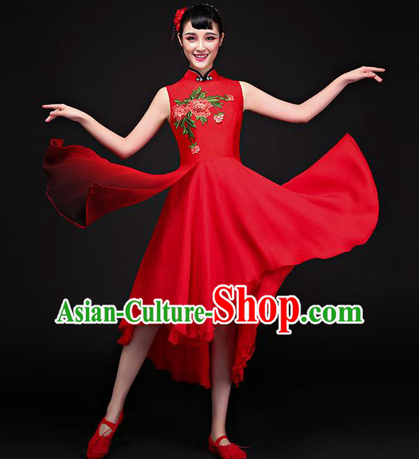 Traditional Chinese Classical Fan Dance Embroidered Red Cheongsam Dress, China Yangko Folk Dance Clothing for Women