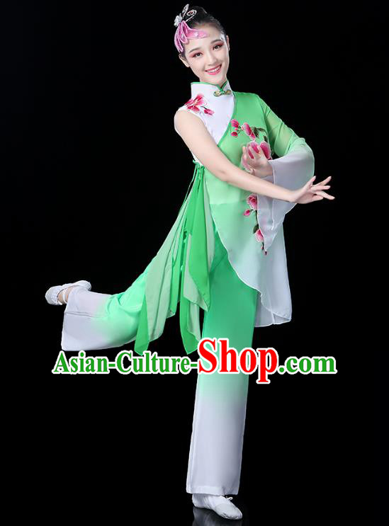 Traditional Chinese Classical Fan Dance Embroidered Costume, China Yangko Folk Dance Green Clothing for Women