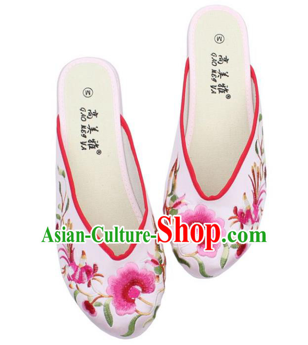 Traditional Chinese National Bride White Embroidered Shoes, China Handmade Embroidery Phoenix Peony Hanfu Slippers for Women