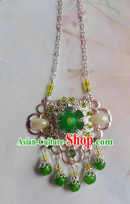 Traditional Handmade Chinese Ancient Classical Accessories Necklace Green Pearl Longevity Lock for Women