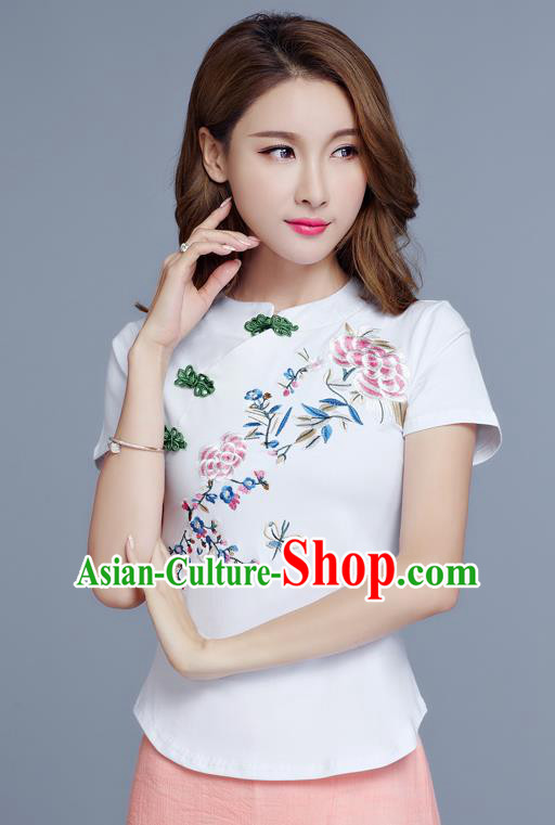 Traditional Chinese National Costume, Elegant Hanfu Embroidery Flowers Slant Opening White T-Shirt, China Tang Suit Plated Buttons Chirpaur Blouse Cheong-sam Upper Outer Garment Qipao Shirts Clothing for Women