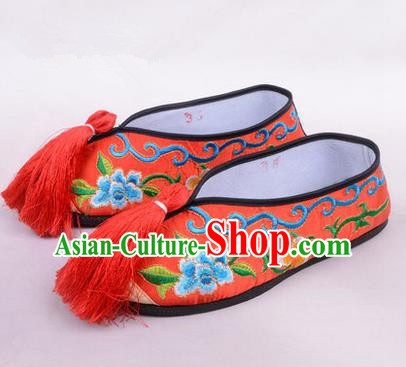 Chinese Ancient Peking Opera Young Lady Embroidered Hua Tan Shoes, Traditional China Beijing Opera Female Red Embroidered Shoes