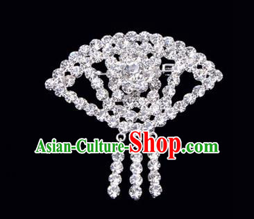 Chinese Ancient Peking Opera Jewelry Accessories Young Lady Diva Sector Brooch, Traditional Chinese Beijing Opera Hua Tan White Crystal Breastpin