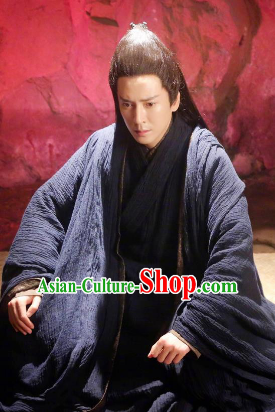 Asian Chinese Traditional Kawaler Costume, Lost Love In Times China Ancient Northern and Southern Dynasties Swordsman Robe Clothing