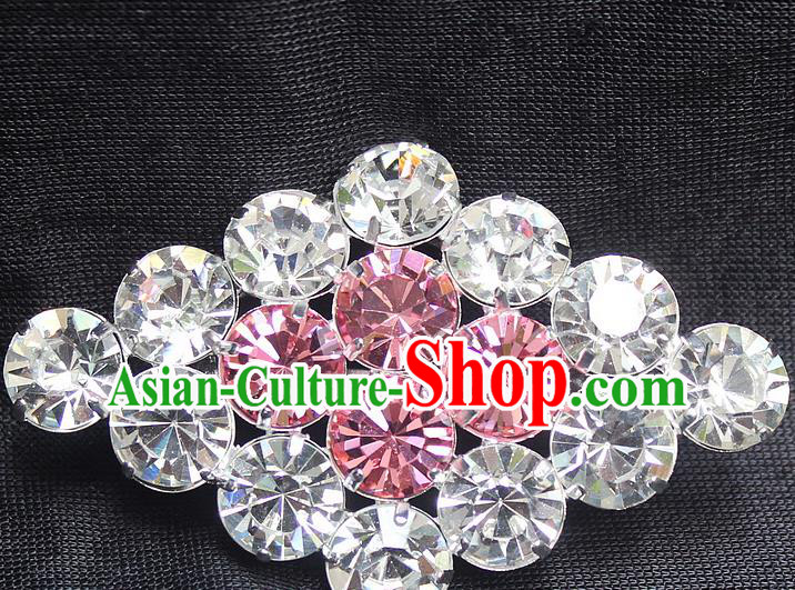 Traditional China Beijing Opera Young Lady Jewelry Accessories Collar Brooch, Ancient Chinese Peking Opera Hua Tan Diva Pink Crystal Rhombus Breastpin