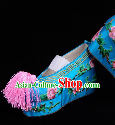 Top Grade Professional Beijing Opera Hua Tan Embroidered Blue Shoes, Traditional Ancient Chinese Peking Opera Diva Princess Blood Stained Shoes