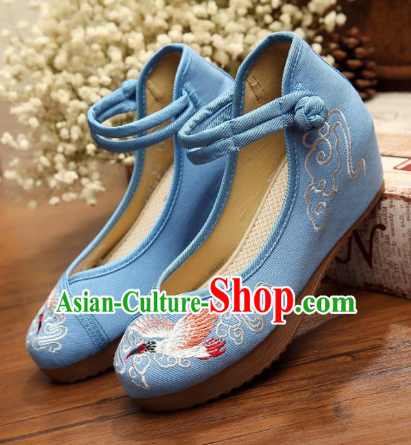 Asian Chinese National Blue Embroidered Shoes, Traditional China Princess Shoes Hanfu Embroidery Crane Shoes for Women