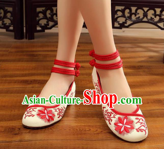 Traditional Chinese National Hanfu Red Embroidered Shoes, China Princess Embroidery Flowers Shoes for Women