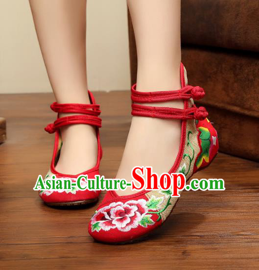 Traditional Chinese National Hanfu Linen Embroidered Peony Shoes, China Princess Shoes Embroidery Red Shoes for Women