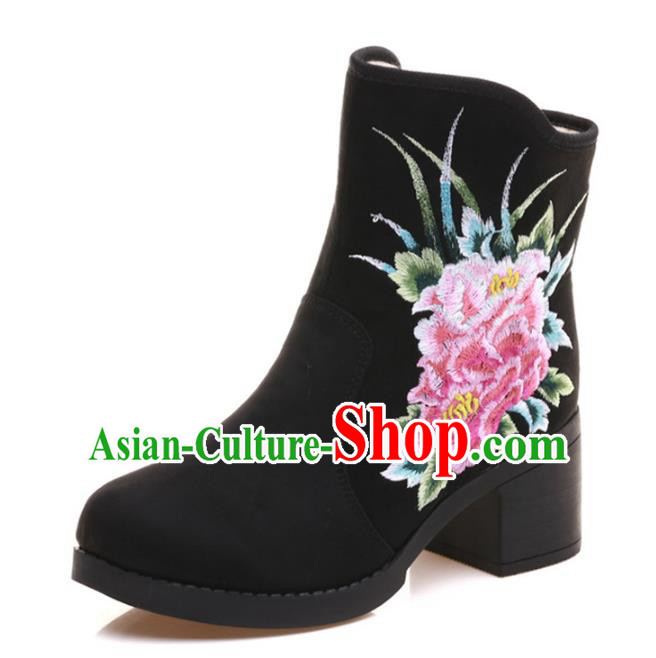 Traditional Chinese National Hanfu Embroidery Peony Boots, China Embroidered Shoes for Women