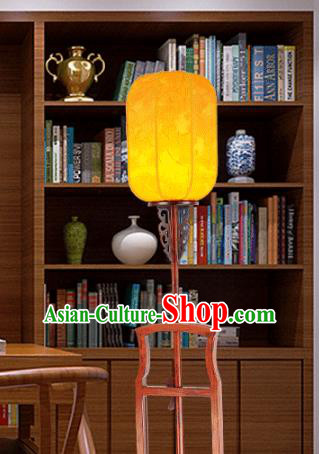 Traditional Chinese Handmade Yellow Sheepskin Lantern Classical Palace Lantern China Floor Palace Lamp